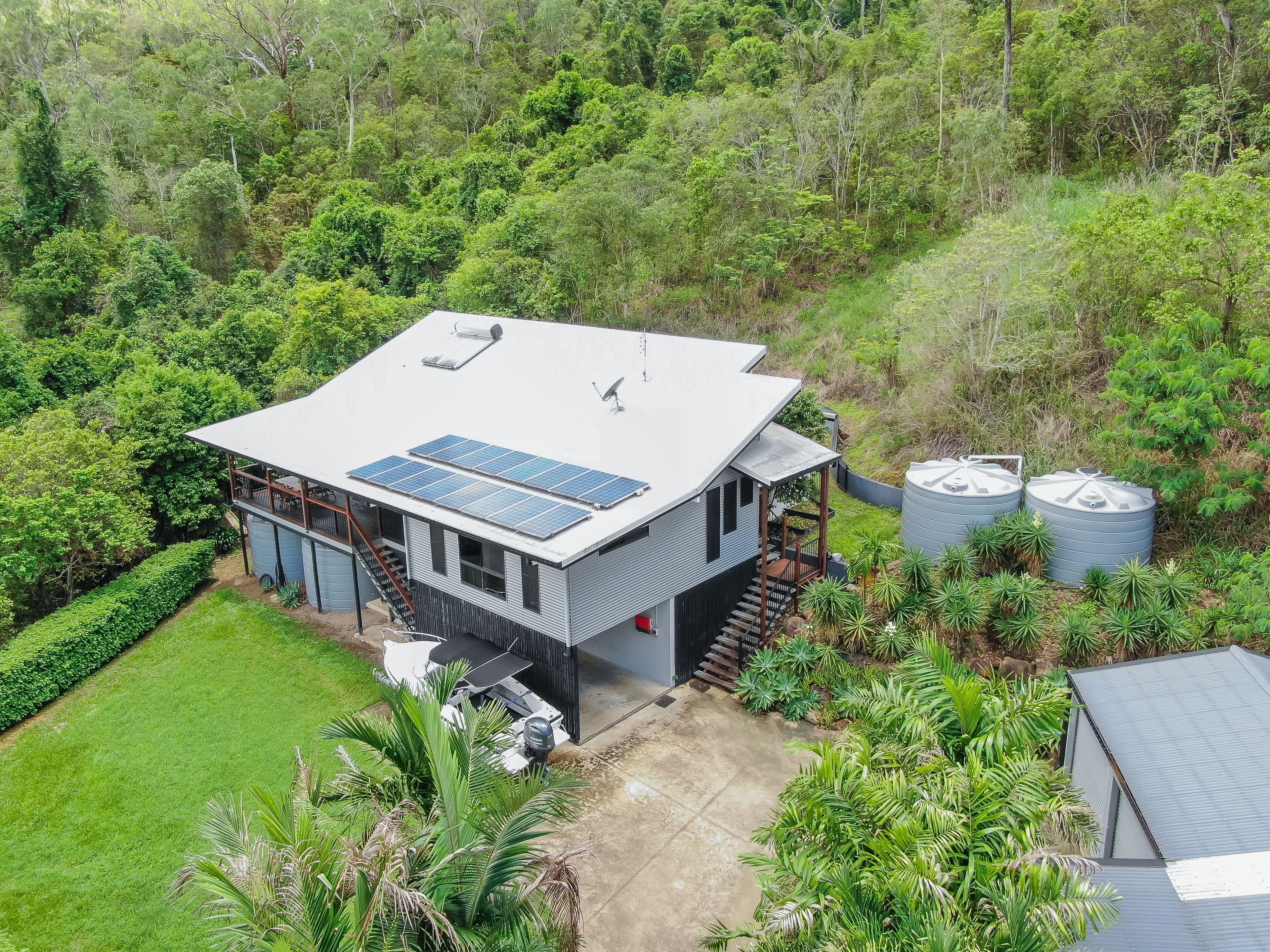 2 Pringle Road, Cannonvale QLD 4802, Cannonvale - Thumbnail 5