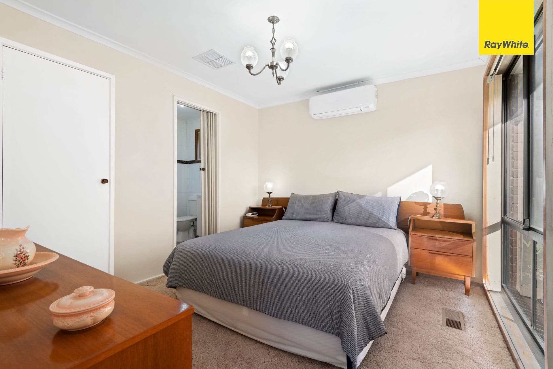 17 Linlithgow Way, Melton West VIC 3337, Melton West - Thumbnail 4