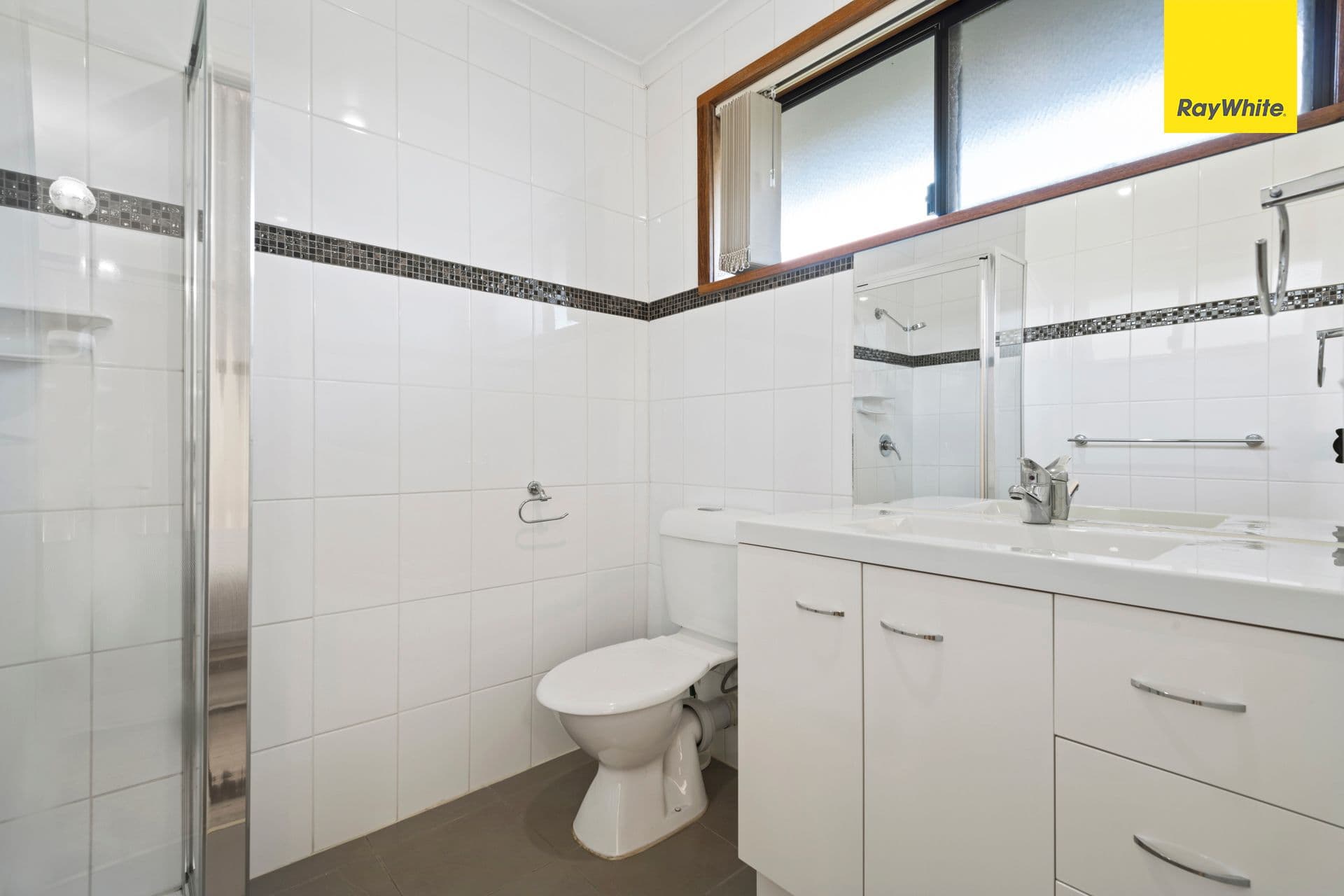17 Linlithgow Way, Melton West VIC 3337, Melton West - Thumbnail 5