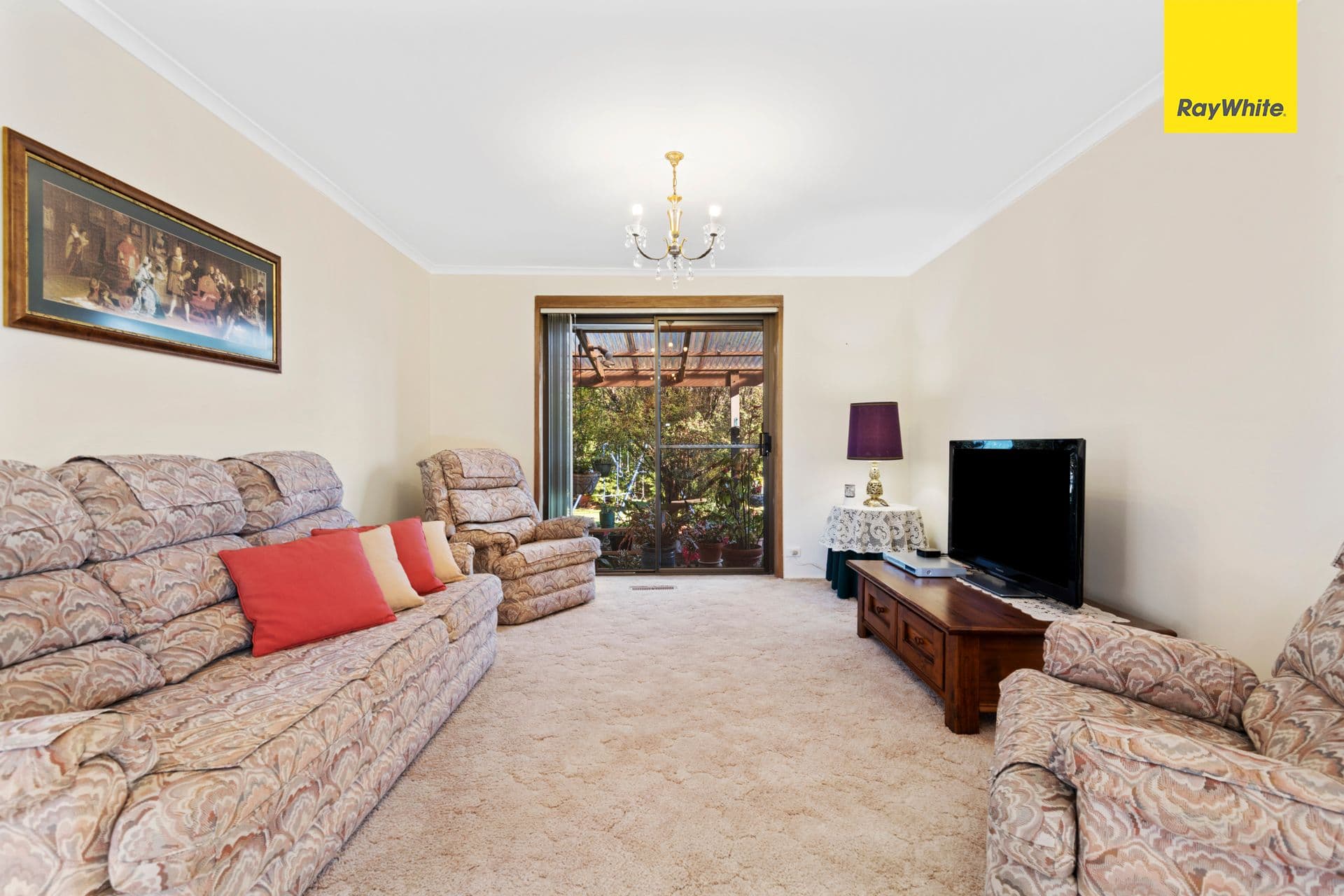 17 Linlithgow Way, Melton West VIC 3337, Melton West - Thumbnail 6