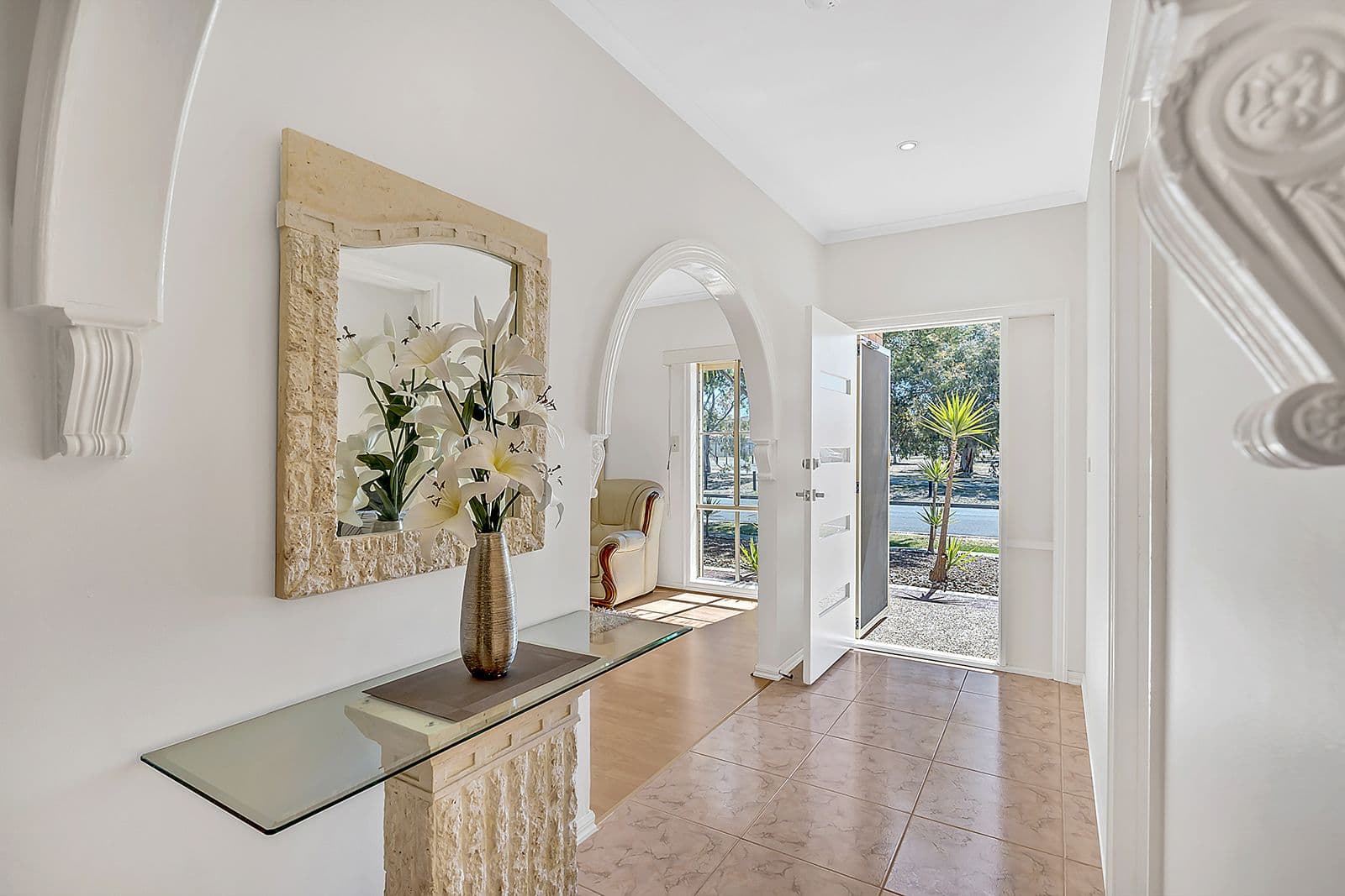 46 Santa Cruz Boulevard, Roxburgh Park VIC 3064, Roxburgh Park - Thumbnail 3