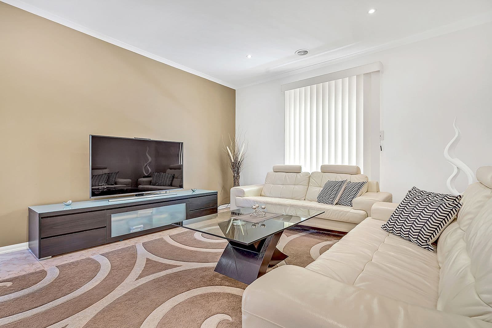 46 Santa Cruz Boulevard, Roxburgh Park VIC 3064, Roxburgh Park - Thumbnail 8