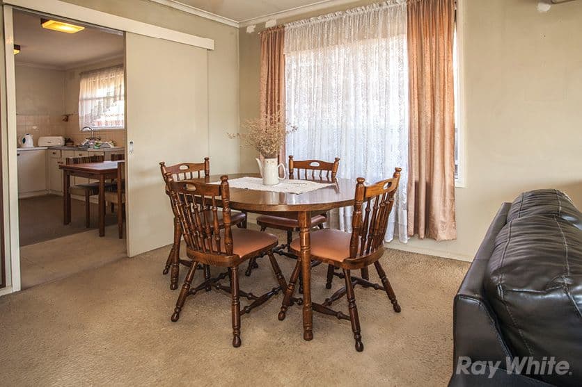 8 Sunrise Drive, Mulgrave VIC 3170, Mulgrave - Thumbnail 3