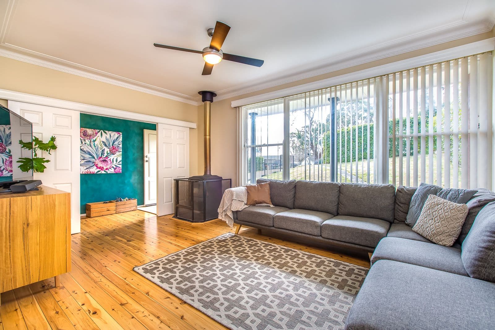 283 Mccaffrey Drive, Rankin Park - Thumbnail 2