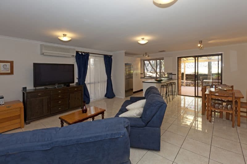 1 Ettrick Court, CARINA QLD 4152, Carina - Thumbnail 4