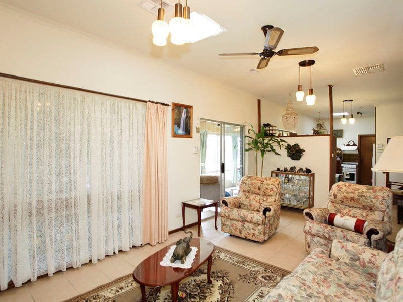 8 Bramley Court, HUNTFIELD HEIGHTS SA 5163, Huntfield Heights - Thumbnail 3