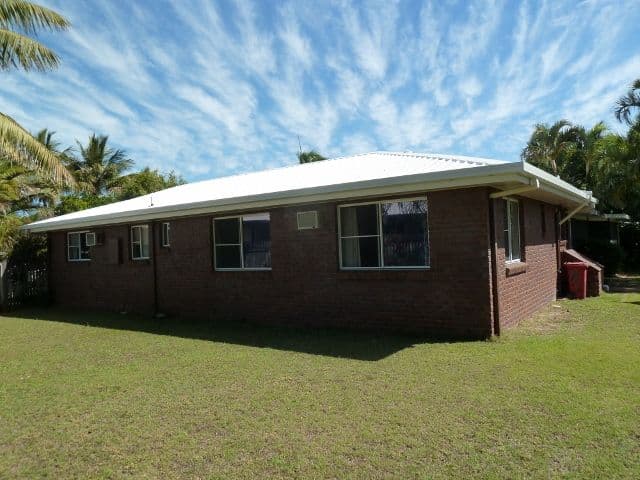 11 Leister Court, BUCASIA QLD 4750, Bucasia - Thumbnail 4