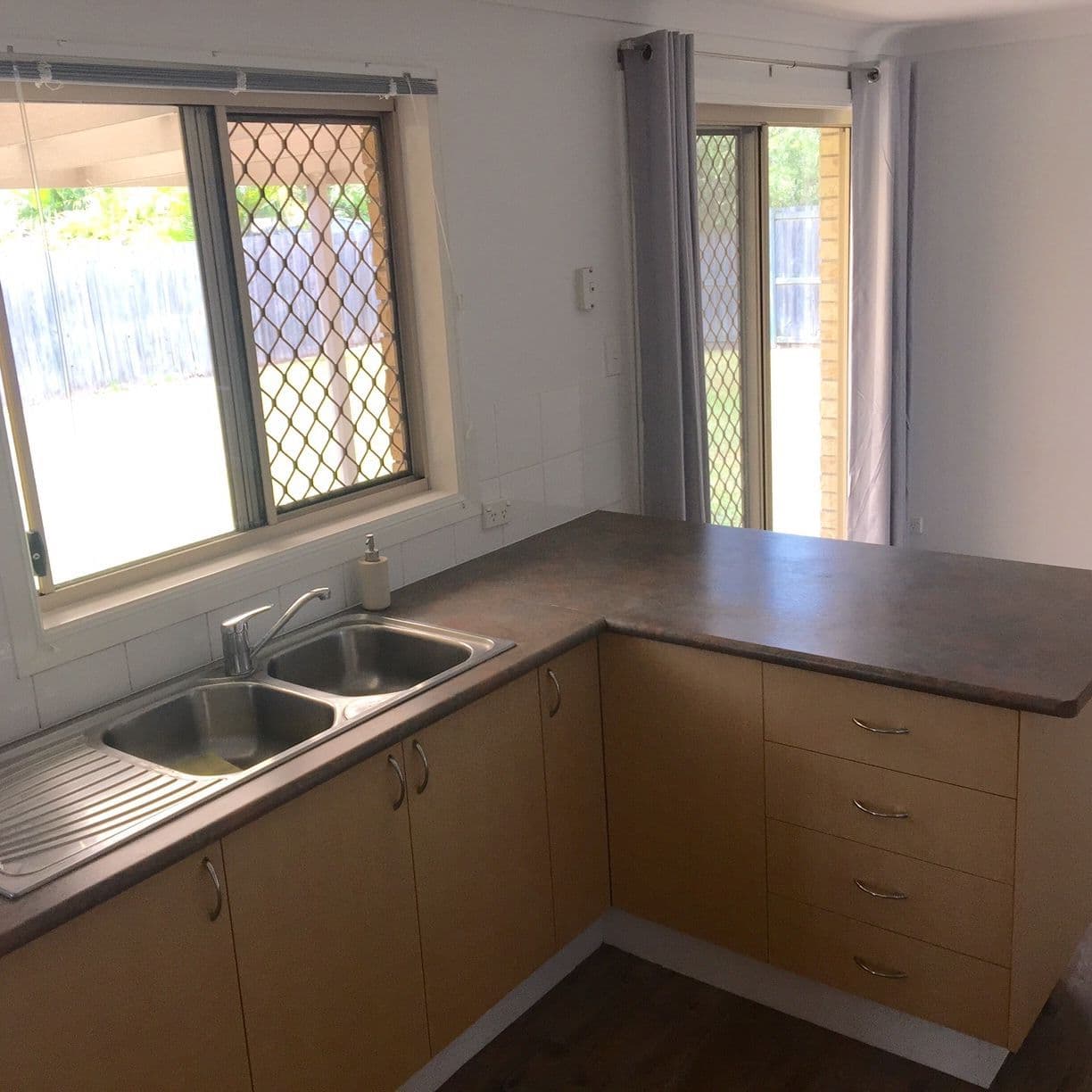 102 Toohey Street, Caboolture QLD 4510, Caboolture - Thumbnail 4