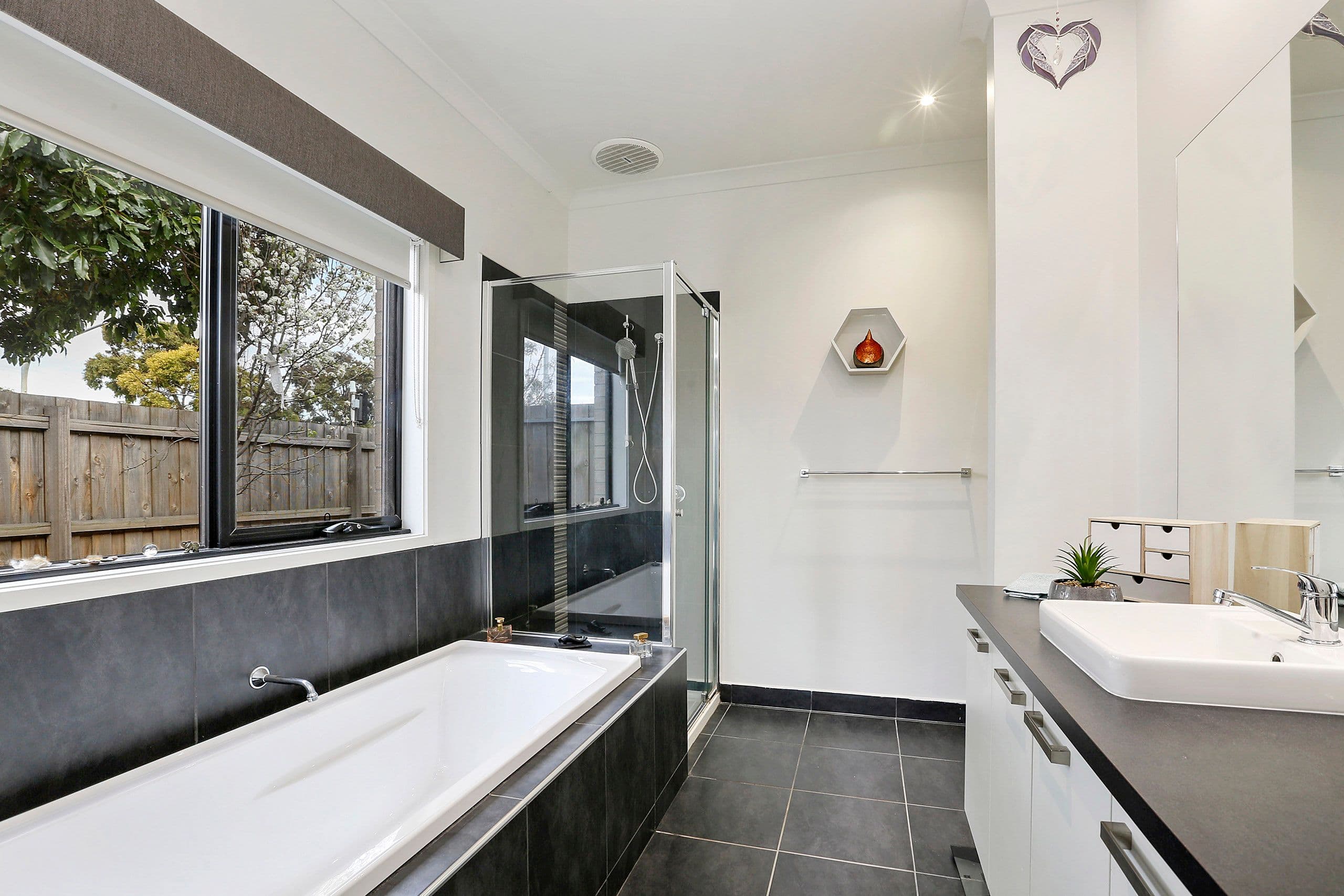 1A Yooringa Avenue, Norlane VIC 3214, Norlane - Thumbnail 6