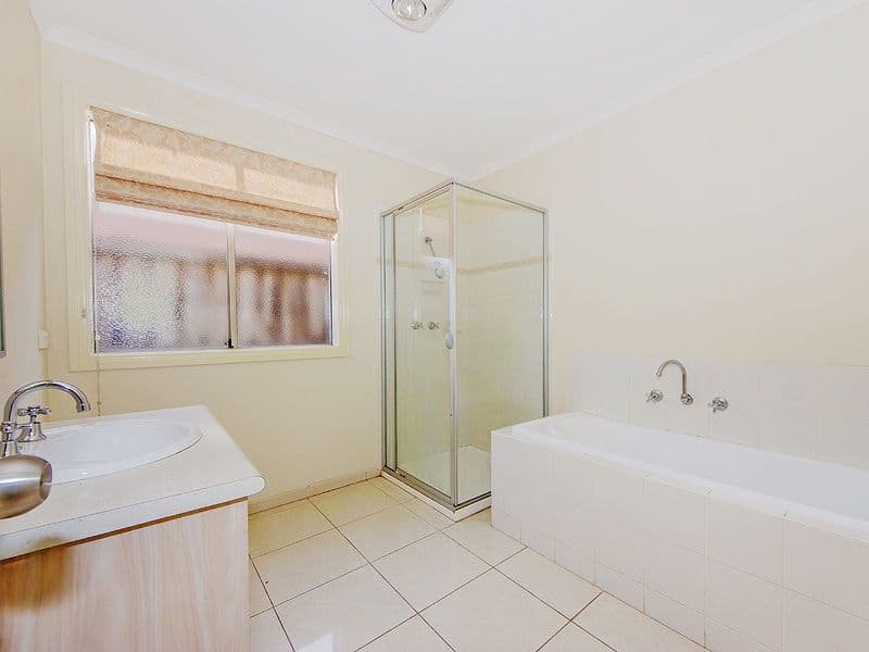 3 Solander Grove, TARNEIT VIC 3029, Tarneit - Thumbnail 8