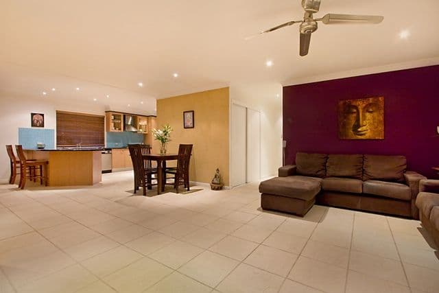 26 Aruma Avenue, BURLEIGH WATERS QLD 4220, Burleigh Waters - Thumbnail 6