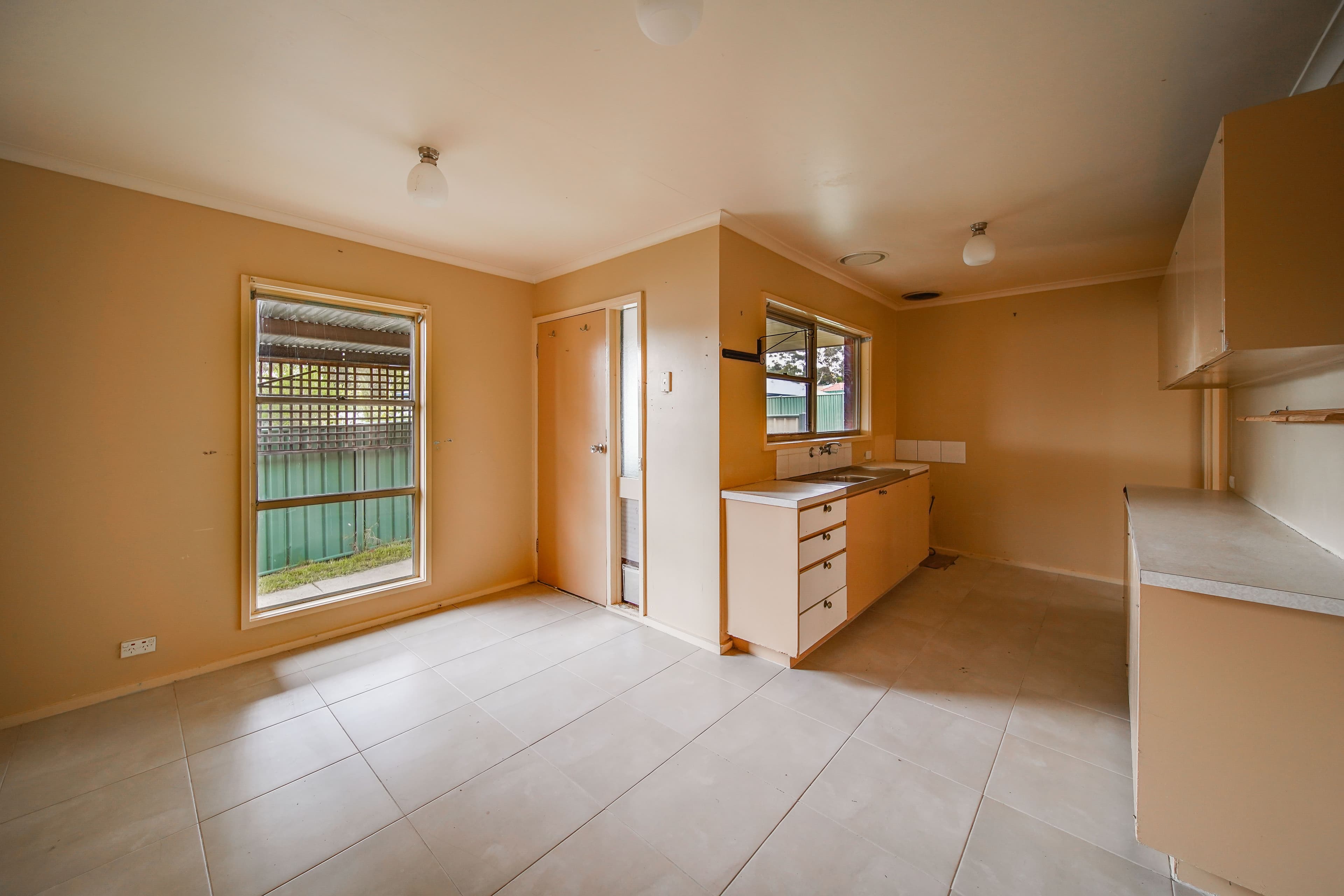 9 Wells Street, Long Gully VIC 3550, Long Gully - Thumbnail 3