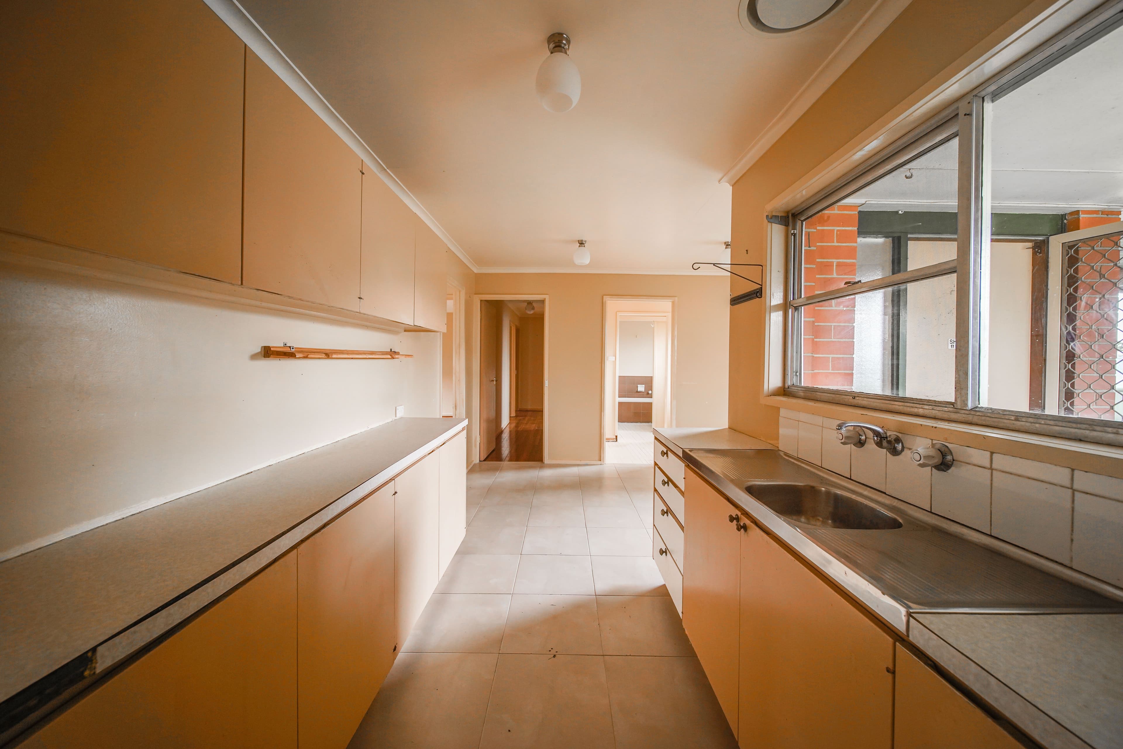 9 Wells Street, Long Gully VIC 3550, Long Gully - Thumbnail 4
