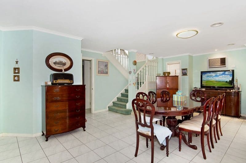 16 Greenslopes Drive, CARRUM DOWNS VIC 3201, Carrum Downs - Thumbnail 4