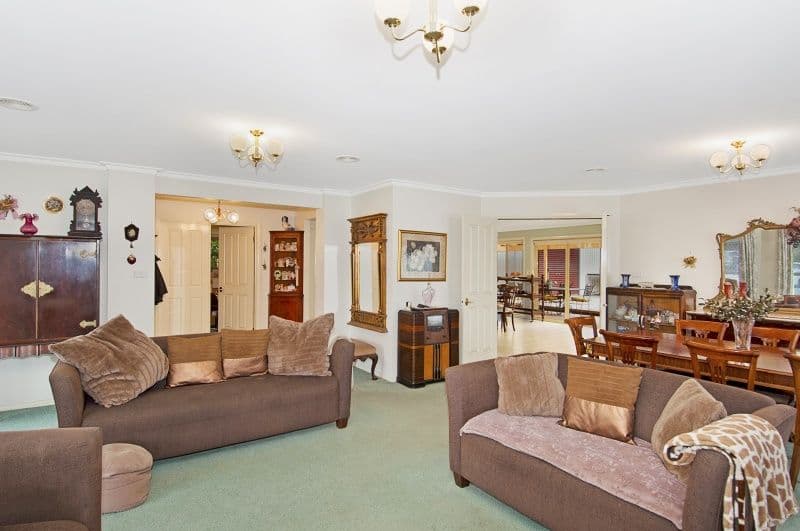 16 Greenslopes Drive, CARRUM DOWNS VIC 3201, Carrum Downs - Thumbnail 6
