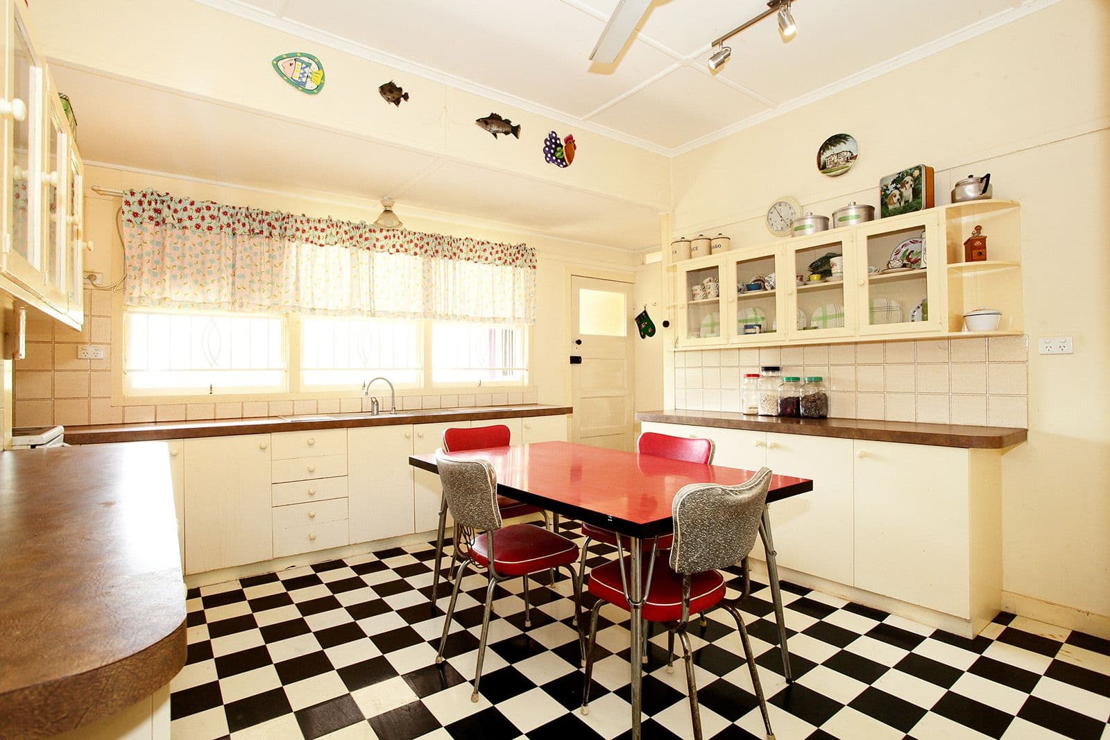 8 French Street, Booval QLD 4304, Booval - Thumbnail 7