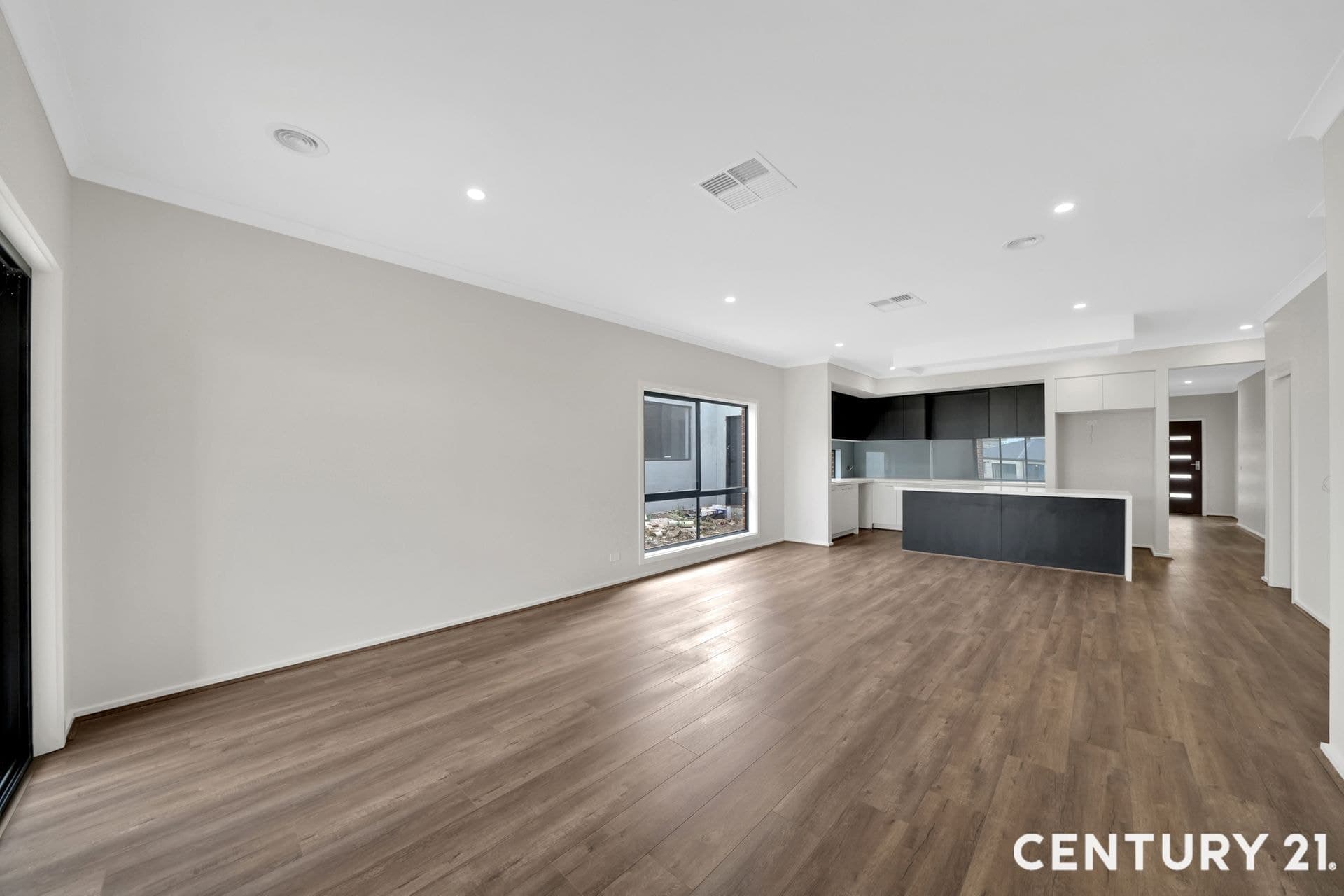 Suite 4 241-244 Caroline Springs Blvd, Caroline Springs, VIC, 3023, Deanside - Thumbnail 4