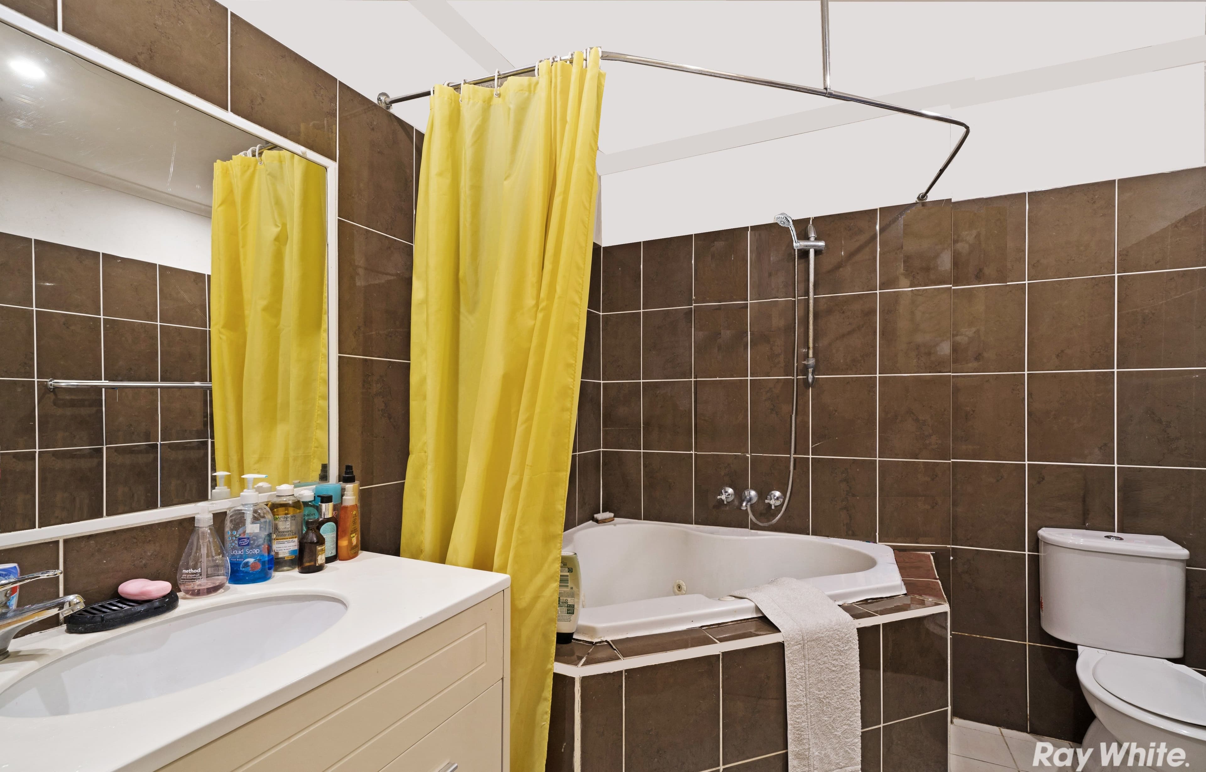 33 Melrose Place, Eagleby QLD 4207, Eagleby - Thumbnail 3