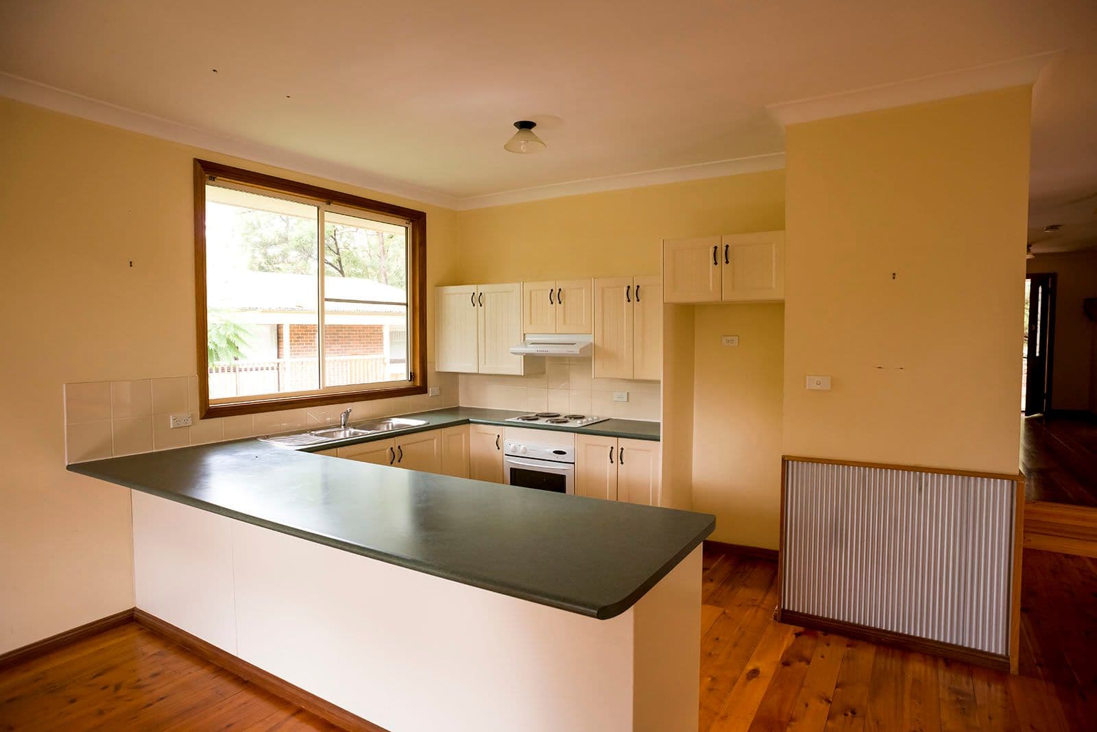 11 Waratah Street, BOWEN MOUNTAIN NSW 2753, Bowen Mountain - Thumbnail 3