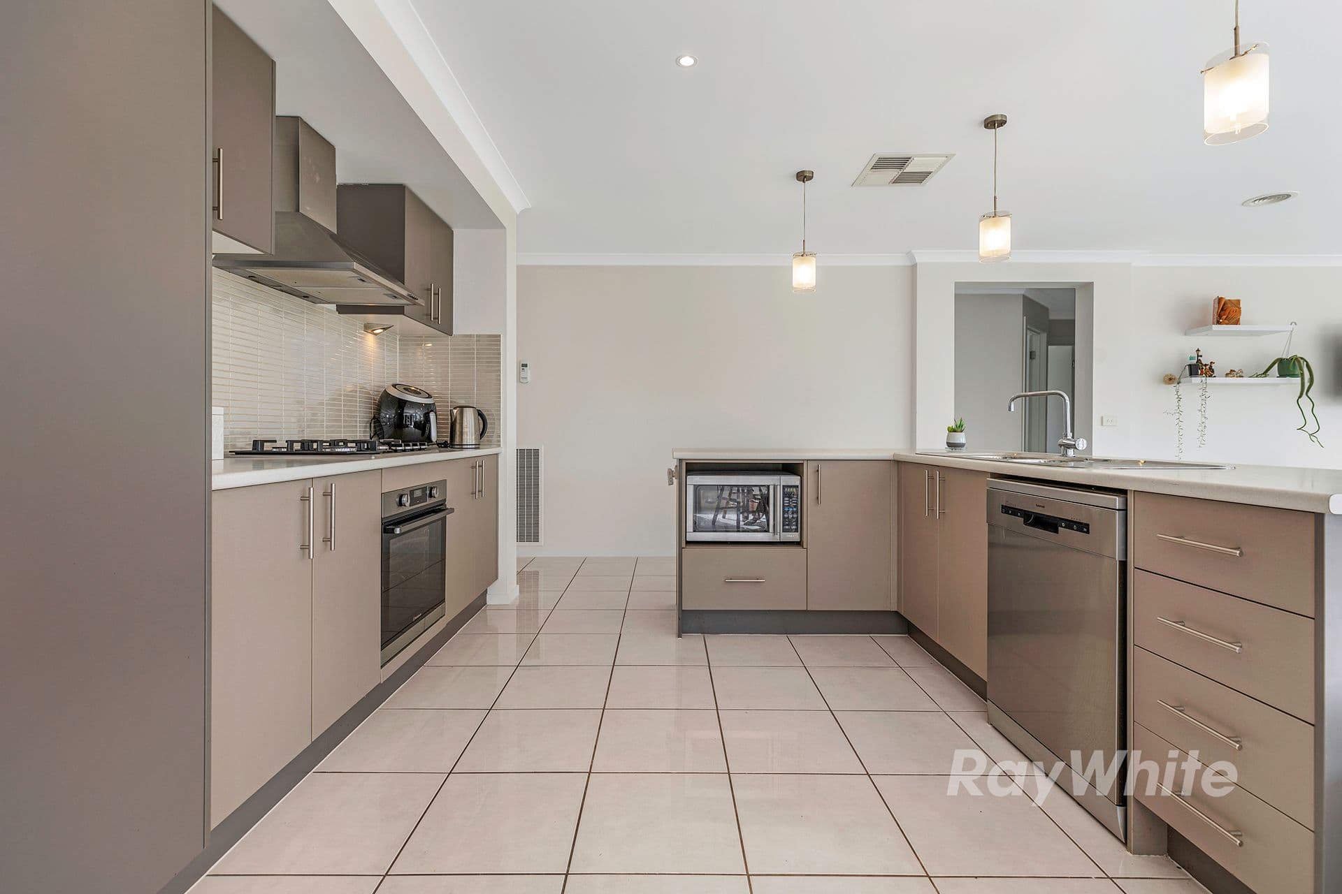 3 Aidion Place, Echuca VIC 3564, Echuca - Thumbnail 4