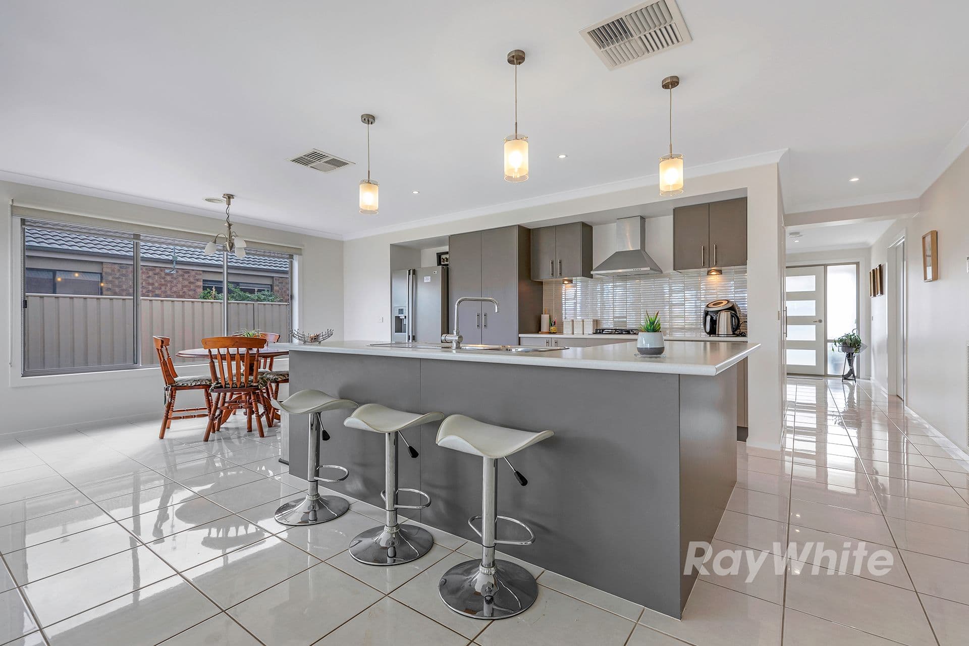 3 Aidion Place, Echuca VIC 3564, Echuca - Thumbnail 5