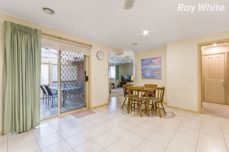 3 Turnberry Court, Rowville VIC 3178, Rowville - Thumbnail 3