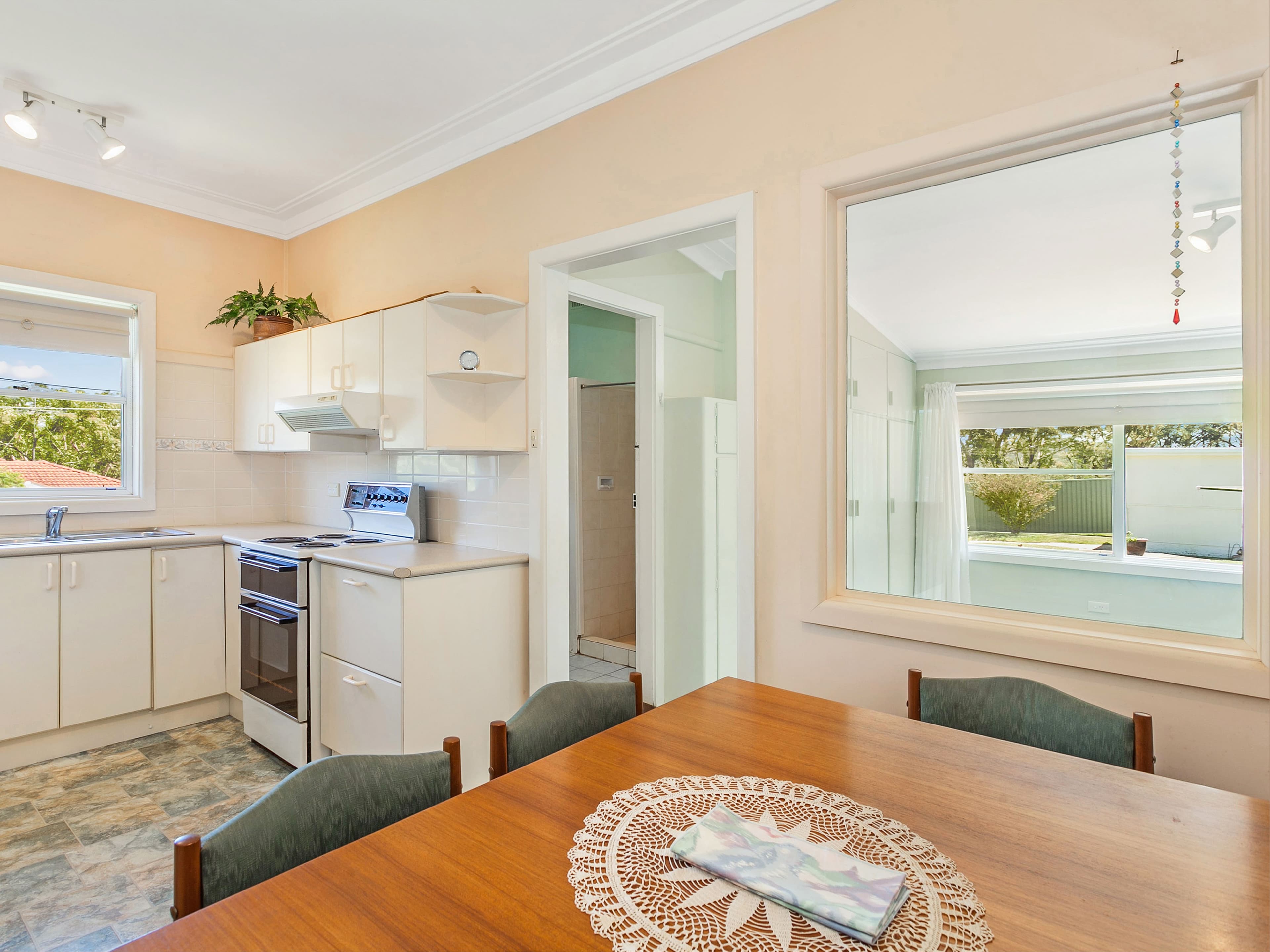 79 Warabin Street, Waterfall - Thumbnail 4