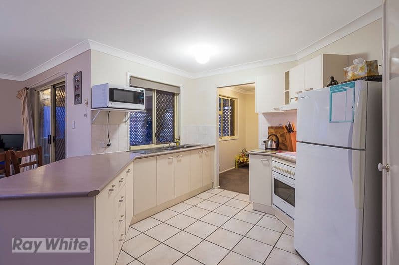 33 Jeanne Drive, VICTORIA POINT QLD 4165, Victoria Point - Thumbnail 2