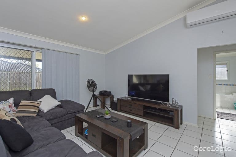 22 Duranta Street, Ormeau QLD 4208, Ormeau - Thumbnail 2