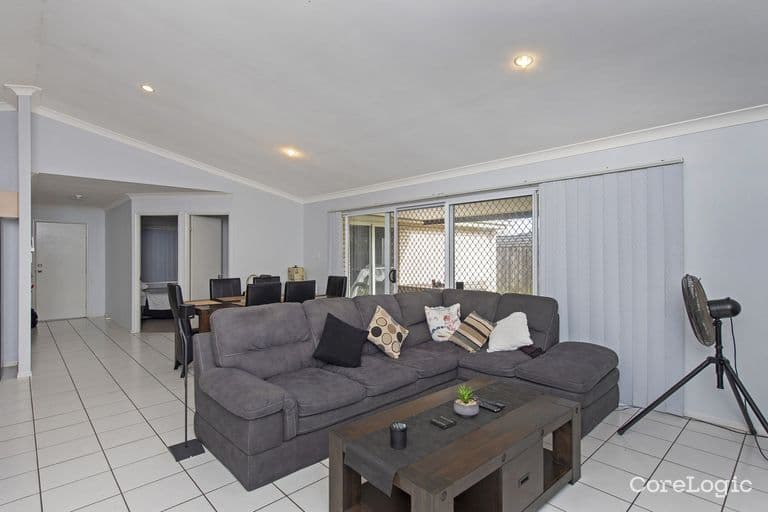 22 Duranta Street, Ormeau QLD 4208, Ormeau - Thumbnail 3
