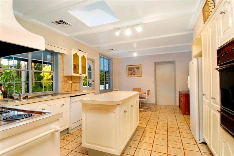 11 Kathleen Avenue, CASTLE HILL NSW 2154, Castle Hill - Thumbnail 6