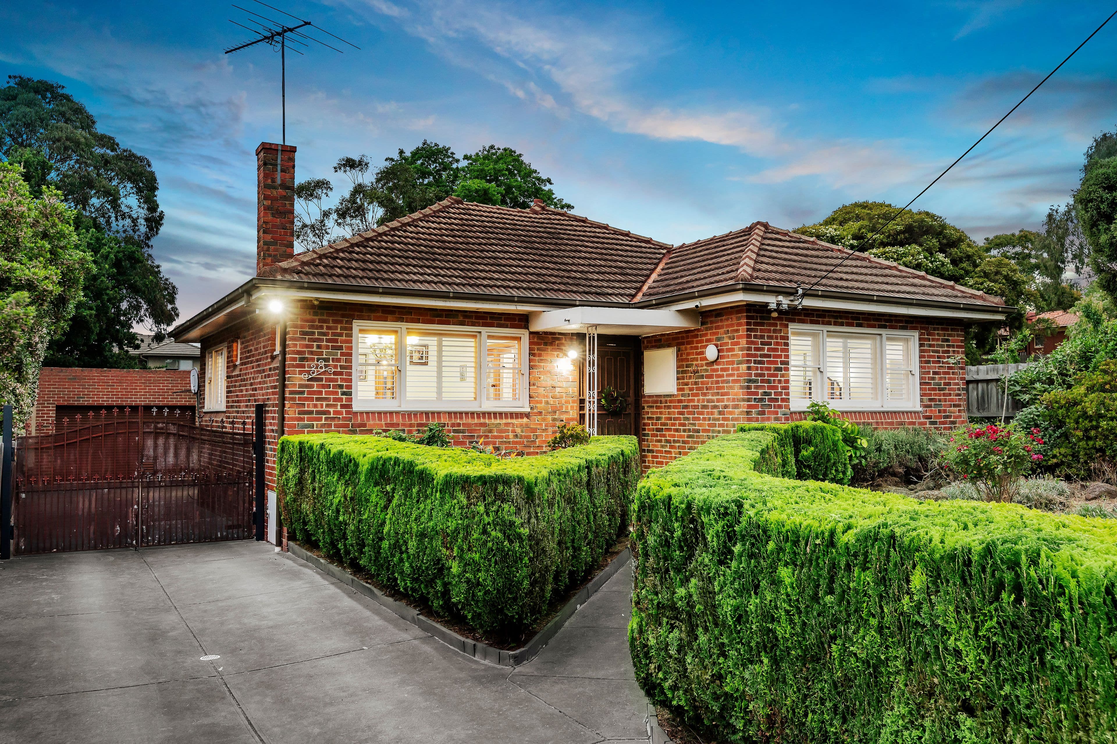 38 Hillside Road, Rosanna VIC 3084, Rosanna - Image 1