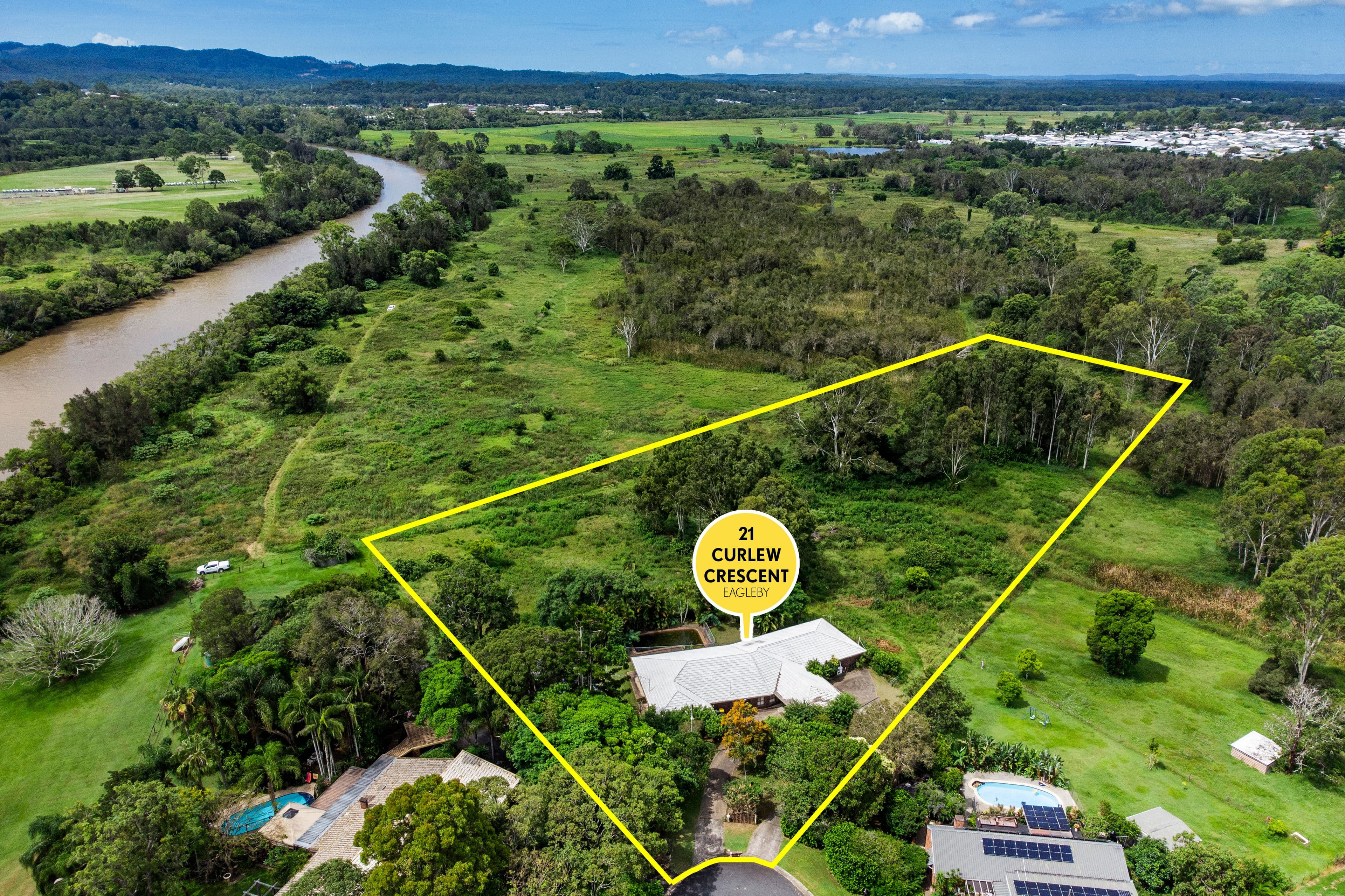21 Curlew Crescent, Eagleby QLD 4207, Eagleby - Image 1