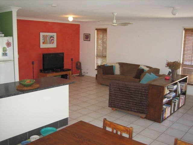 25  Ballerina Street, BURLEIGH WATERS QLD 4220, Burleigh Waters - Thumbnail 3