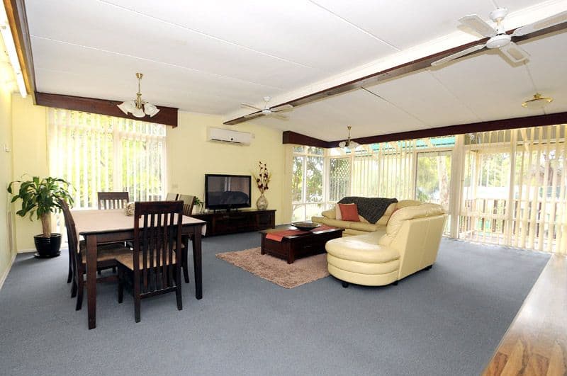 18 Moira Avenue, FERNTREE GULLY VIC 3156, Ferntree Gully - Thumbnail 2