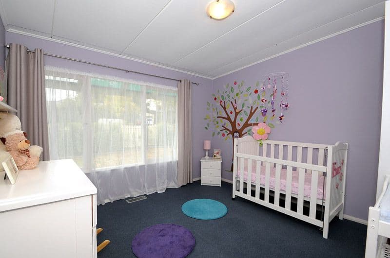 18 Moira Avenue, FERNTREE GULLY VIC 3156, Ferntree Gully - Thumbnail 5