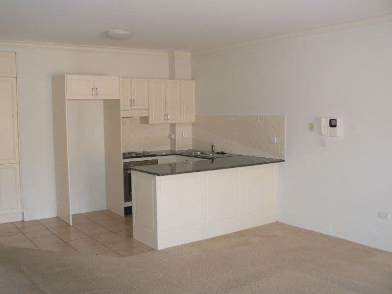 3/27 Bestman Avenue, BONGAREE, QLD, 4507, Bongaree - Thumbnail 5