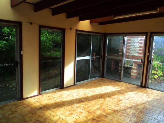 29 Gellatly Avenue, FIGTREE NSW 2525, Figtree - Thumbnail 3