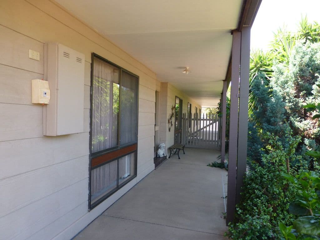 7 James Street, Southside QLD 4570, Southside - Thumbnail 2