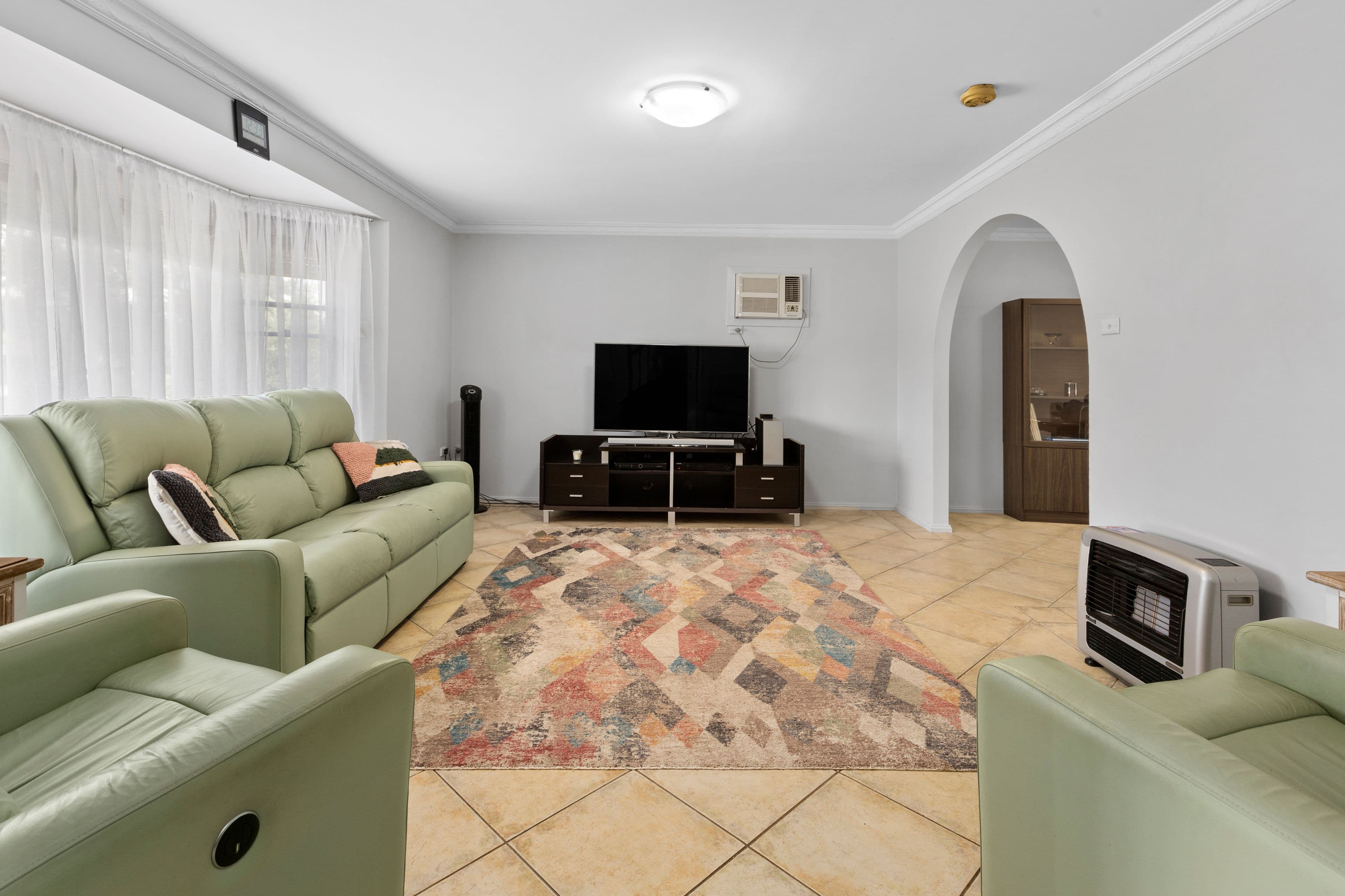 22 Penn Crescent, Quakers Hill NSW 2763, Quakers Hill - Thumbnail 2