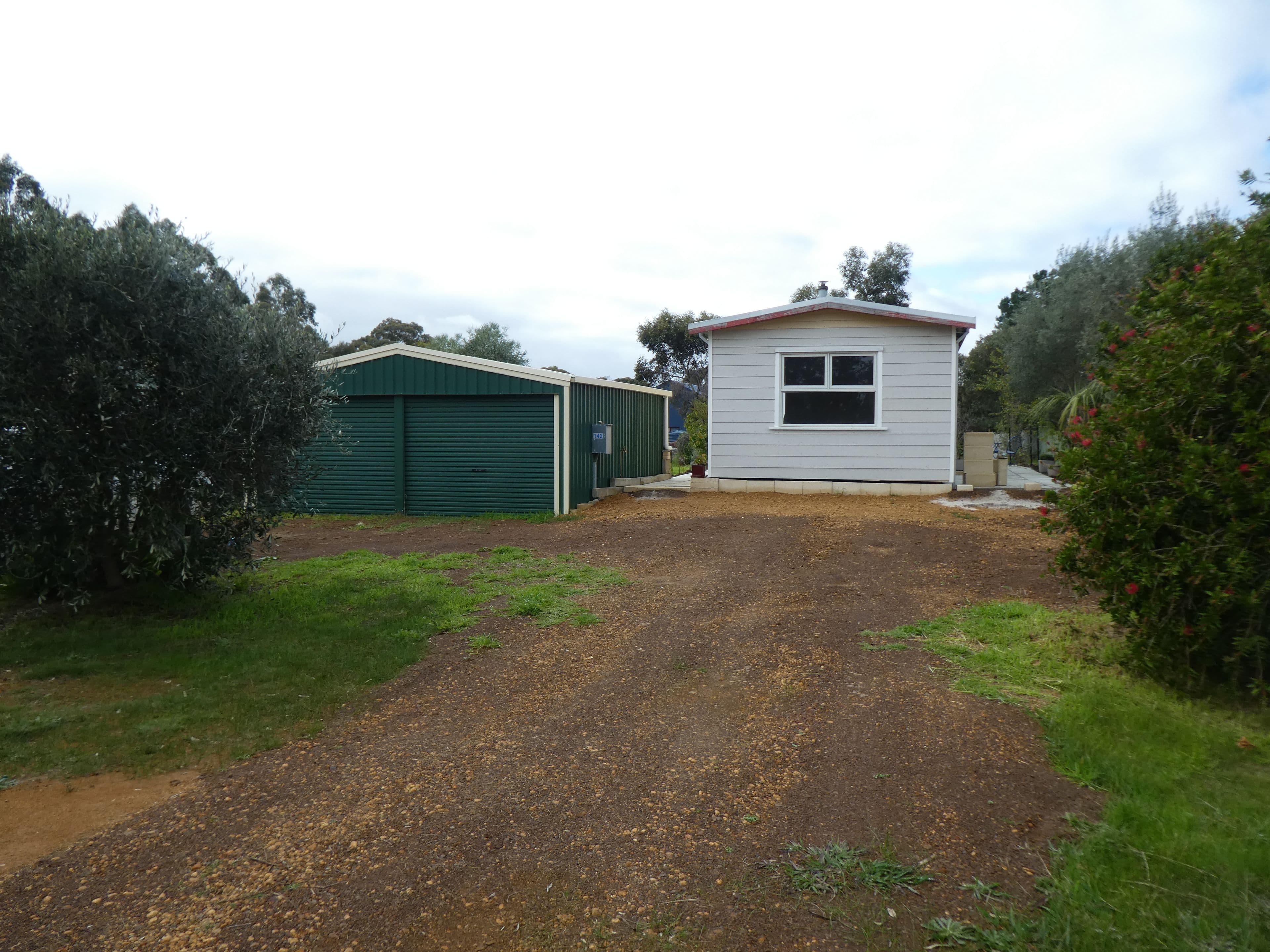 142 Fourth Avenue, Kendenup WA 6323, Kendenup - Thumbnail 2