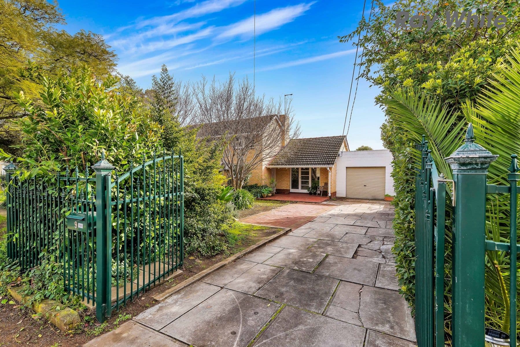 9 Bowden Grove, Oaklands Park SA 5046, Oaklands Park - Thumbnail 2
