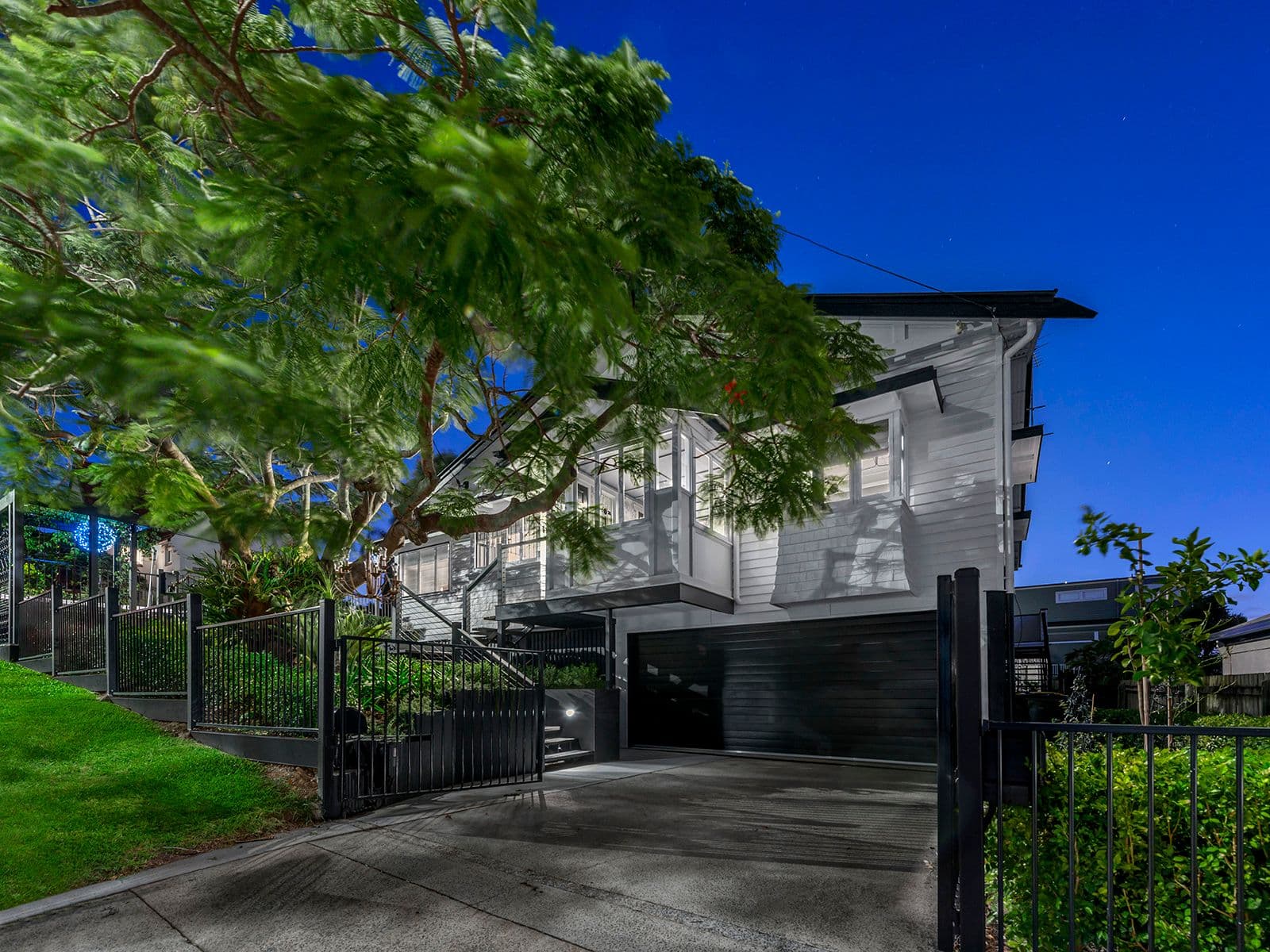 68 Newman Avenue, Camp Hill QLD 4152, Camp Hill - Image 1