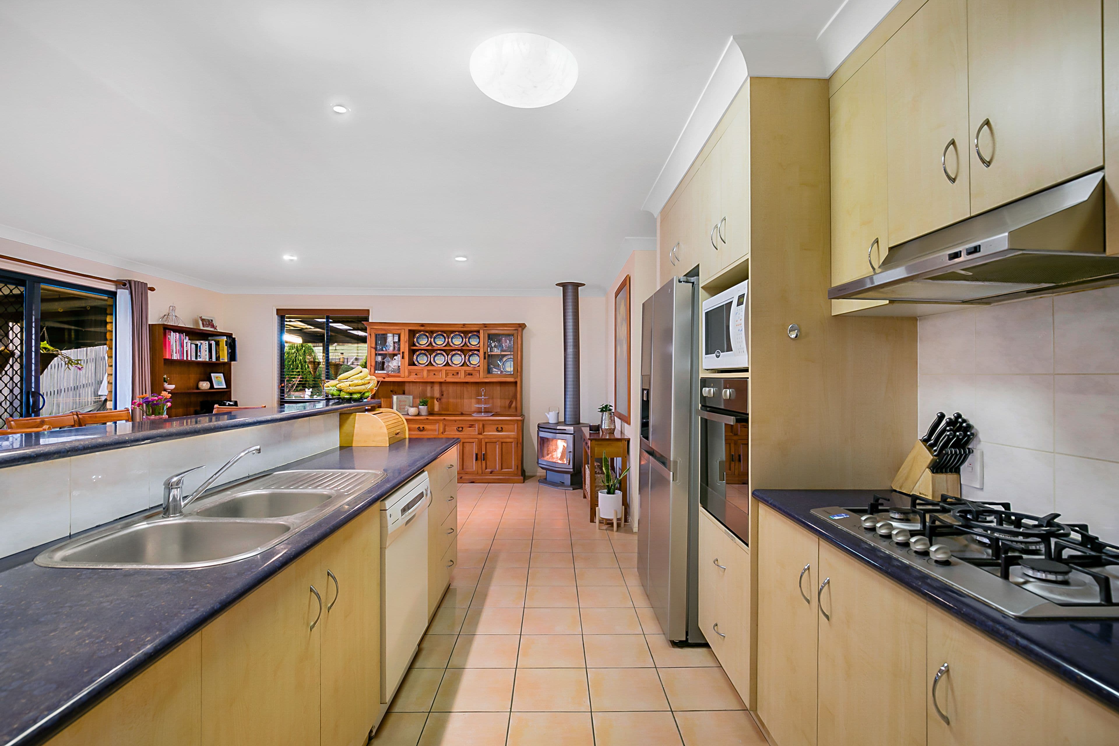 3 Saratoga Close, Wilsonton QLD 4350, Wilsonton - Thumbnail 3