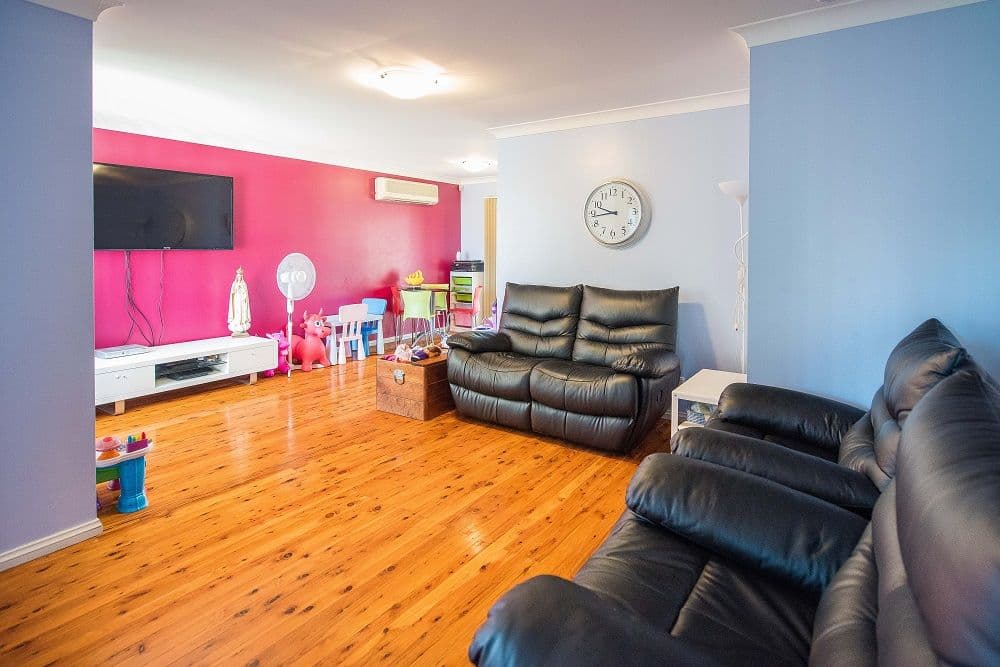 69 Hamlet Crescent, Rosemeadow NSW 2560, Rosemeadow - Thumbnail 2