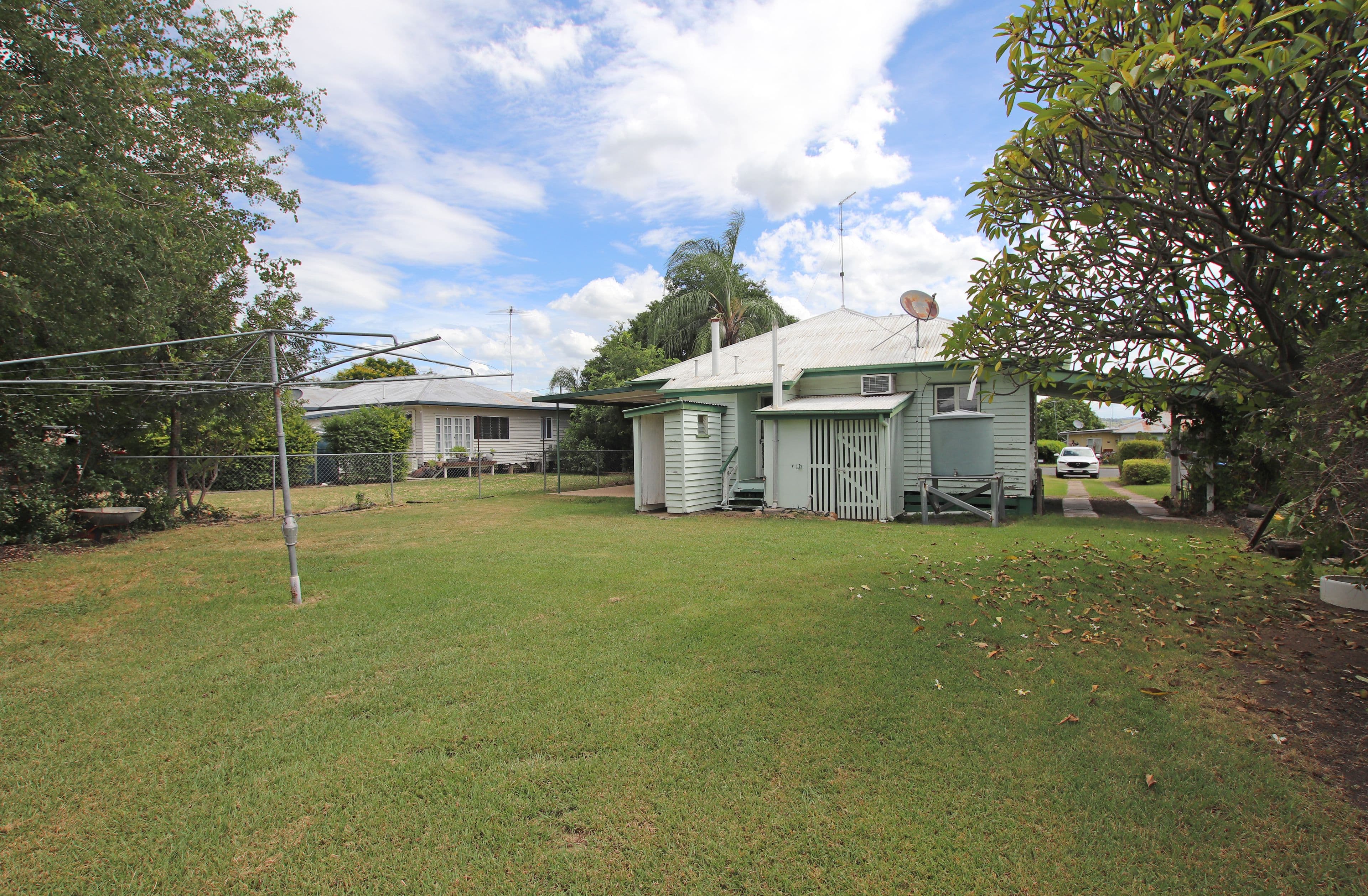 98 Kroombit Street, Biloela QLD 4715, Biloela - Thumbnail 2