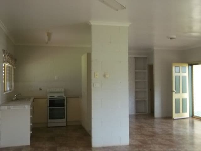 6 Foxwood Avenue, Wangan QLD 4871, Wangan - Thumbnail 3