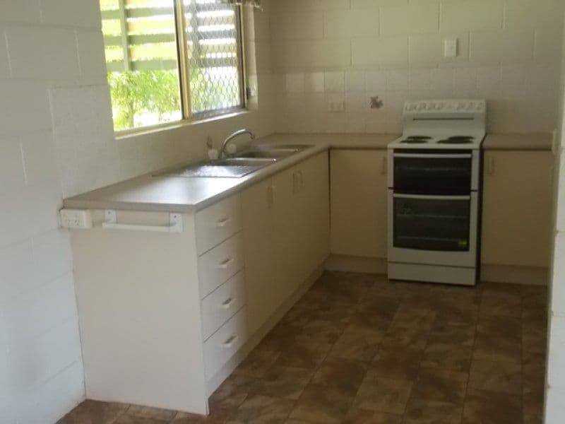 6 Foxwood Avenue, Wangan QLD 4871, Wangan - Thumbnail 4