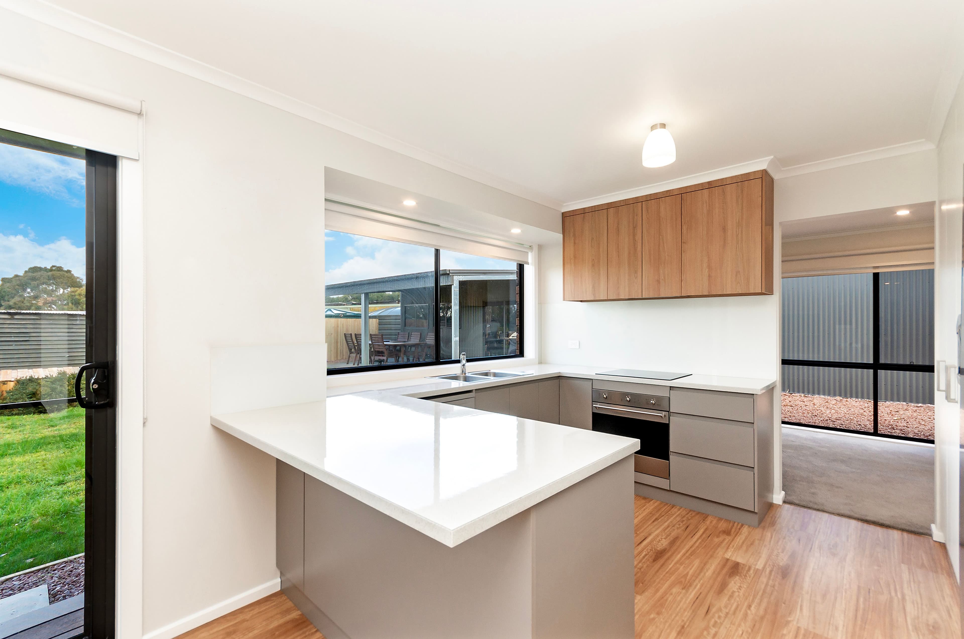 10 Barries Road, Bushfield VIC 3281, Bushfield - Thumbnail 4