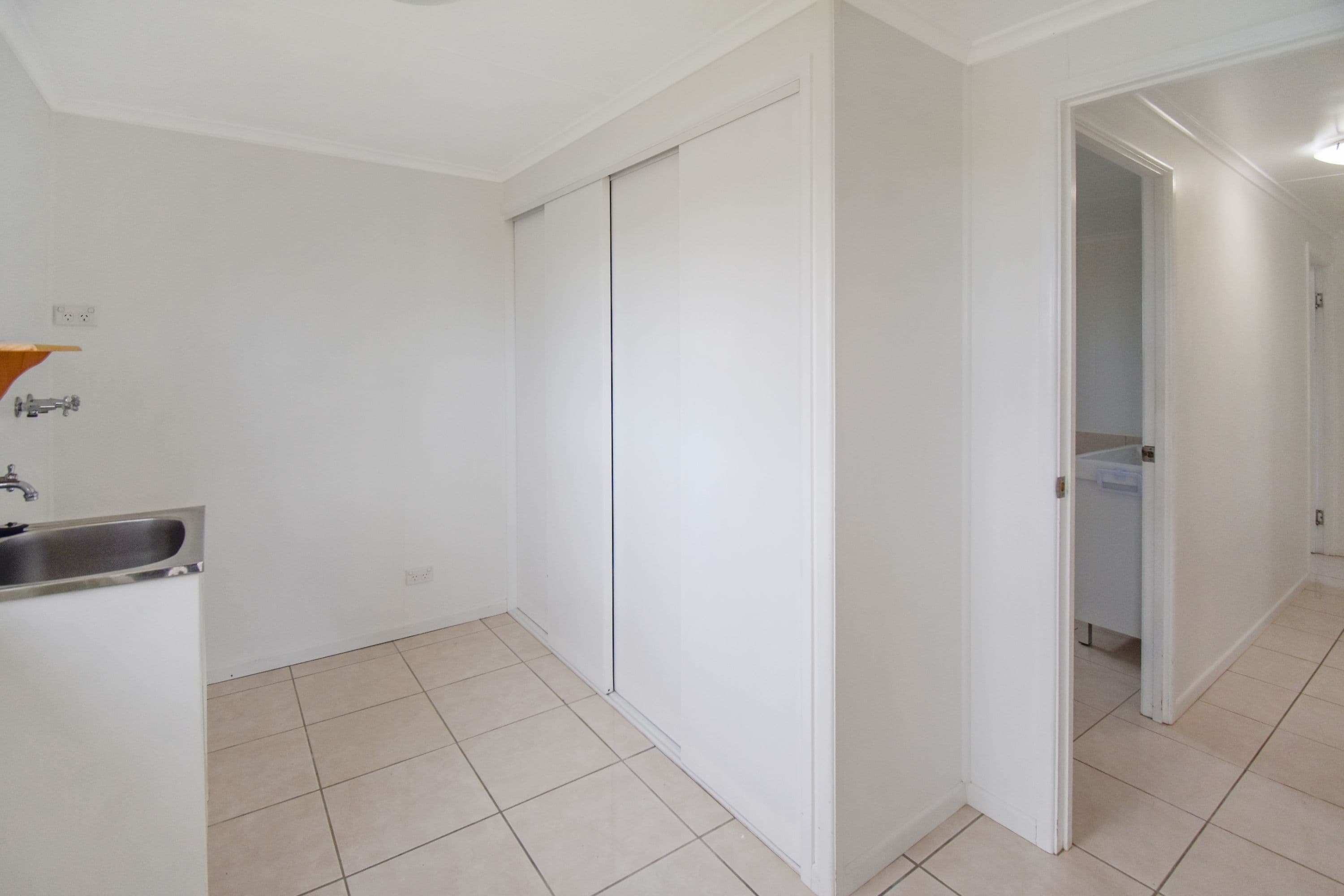174 Crane Street, Longreach QLD 4730, Longreach - Thumbnail 8